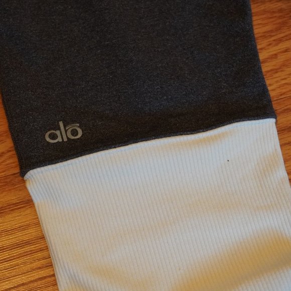 Alo Yoga Goddess Legging Grey/White Size S - Picture 4 of 4